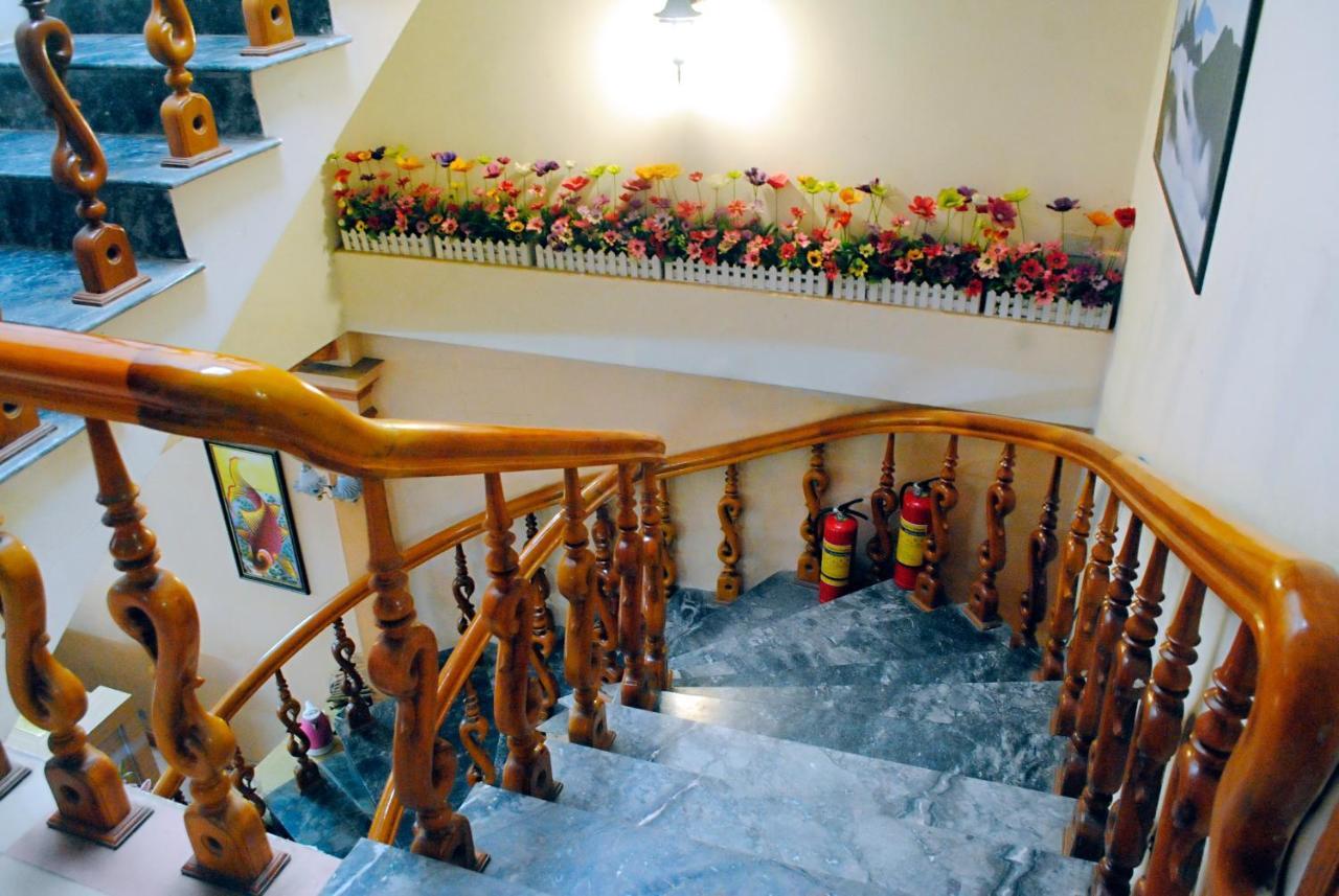 Minh Anh Guesthouse サパ エクステリア 写真